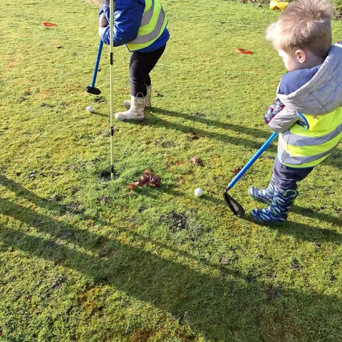 Outdoor exploration and discovery activities